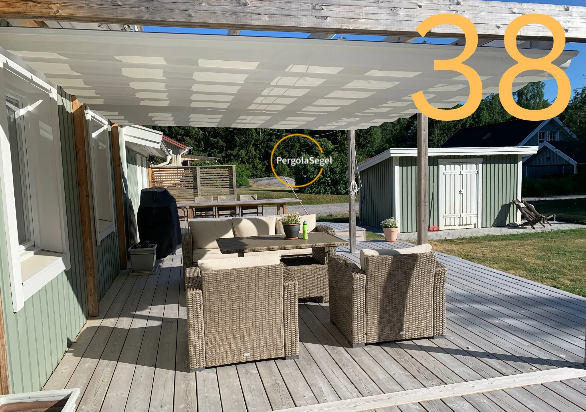 Pergolamarkis vid uteplats i Nacka – Projekt nr 38