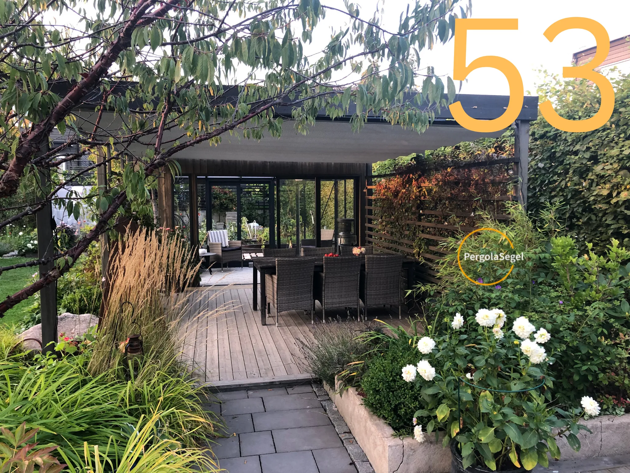 Pergolamarkis vid uteplats i Nacka – Projekt nr 53